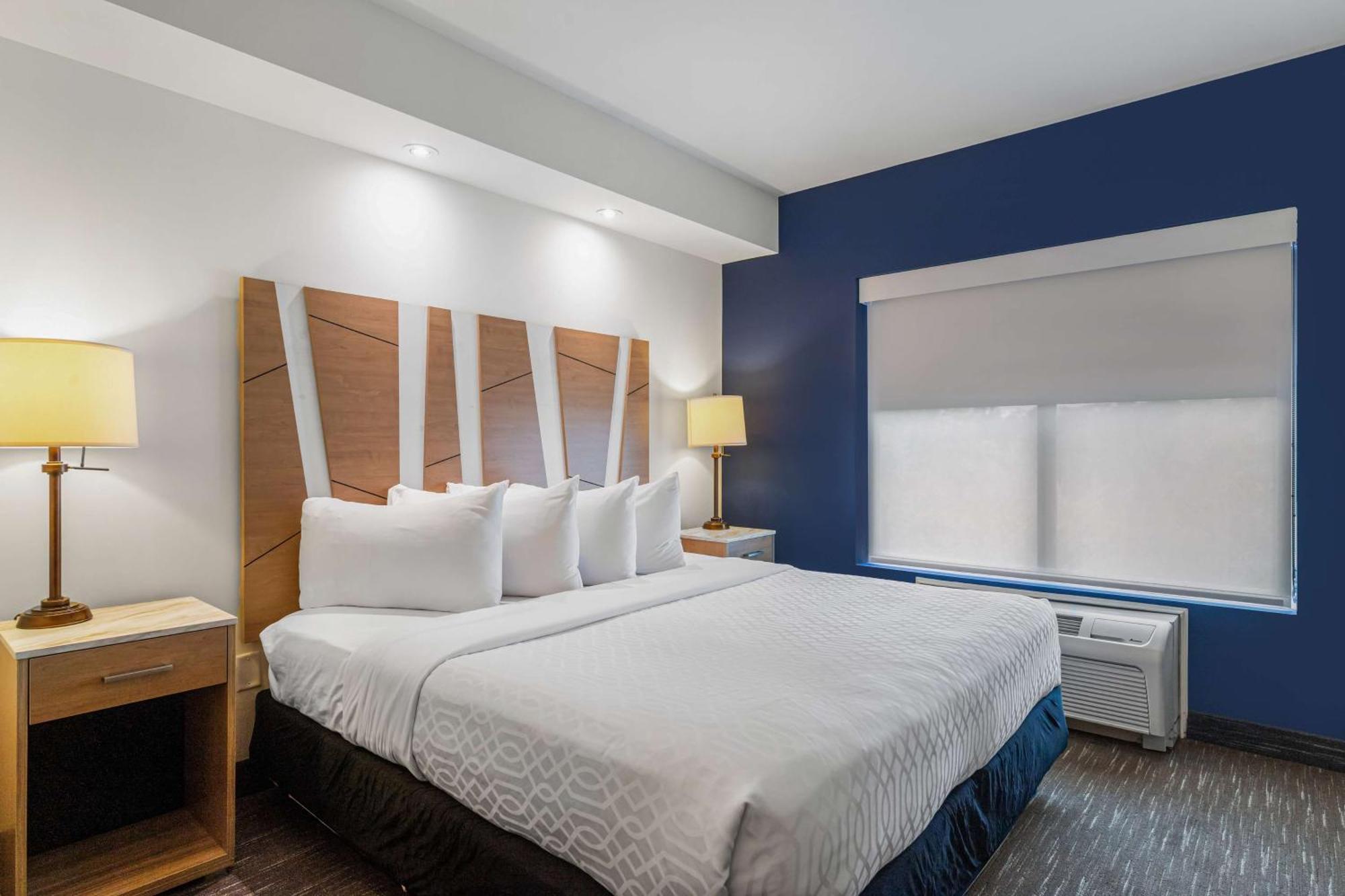 Best Western Plus Westgate Inn And Suites Leland Kültér fotó
