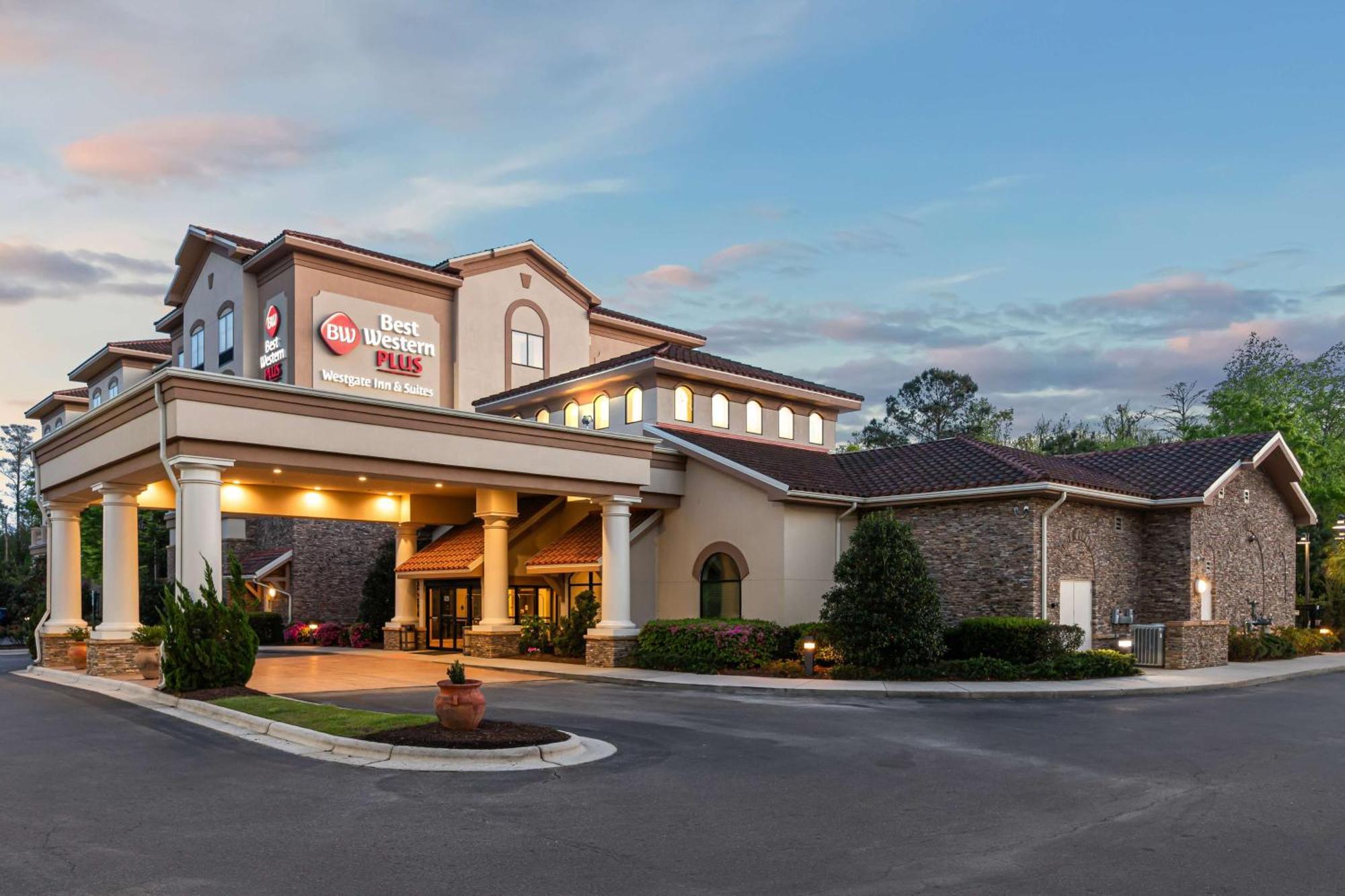 Best Western Plus Westgate Inn And Suites Leland Kültér fotó